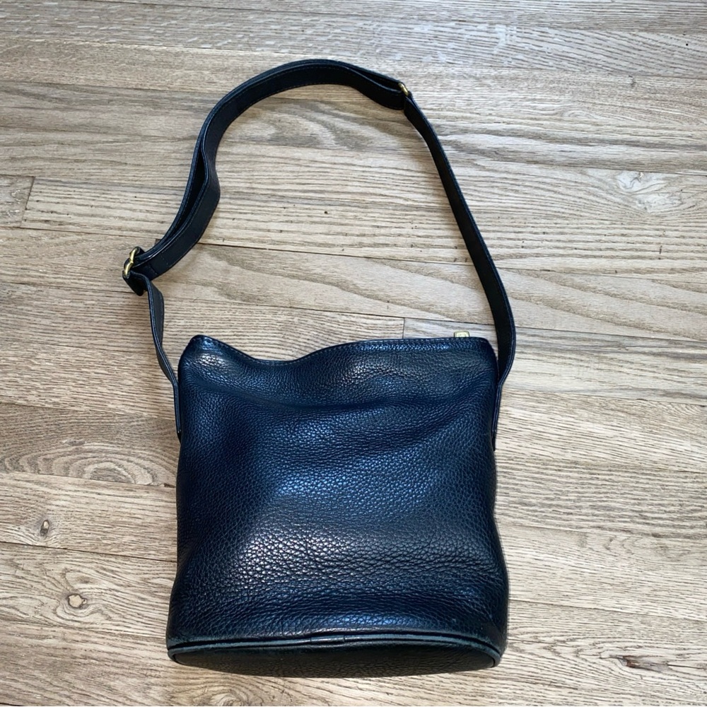 Coach Sonoma Pebbled Black Leather Shoulder Bag J7M-4907